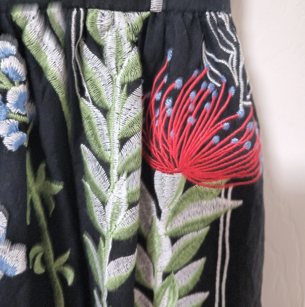 Dress The Population Floral Embroidered Tiered Dress - Picture 6 of 10